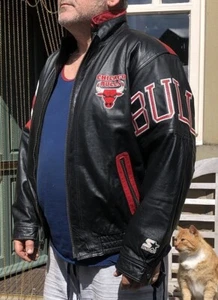 Chicago Bulls Leather Jacket - Picture 1 of 14