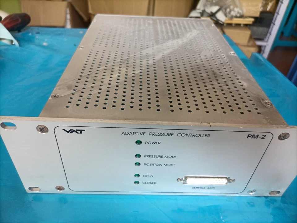 VAT PM-2  610PM-26NM-1003/0113  ADAPTIVE PRESSURE CONTROLLER - Image 1 of 4