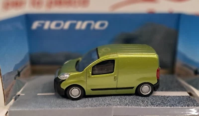 MONDO MOTORS 1/43  FIAT FIORINO VERDE CHIARO METALLIZATO - Immagine 1 di 2
