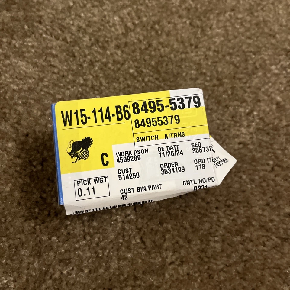 OEM NEW GENUINE GM Automatic Transmission Control Switch Assembly 84955379 - Image 1 of 1