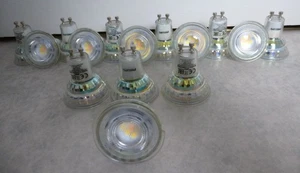 Bundle of 15x PHILIPS Warm Glow Dimmable CRI90 GU10 Spotlight Bulbs 3.8W / 36D - Picture 1 of 15