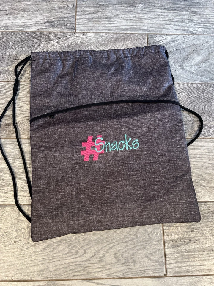 Thirty One Cinch 包背包隔热午餐海滩托特包全新带标签刺绣 — 第 1/4 张图片