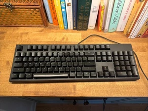 Code WASD V2B Mechanical Keyboard 104-key  Illuminated Cherry MX Blue Custom USB - Picture 1 of 1