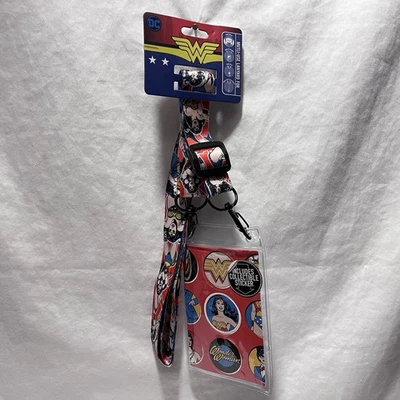 Cordón con soporte para insignia de identificación de Wonder Woman DC Comics con pegatina Foto 1 de 4