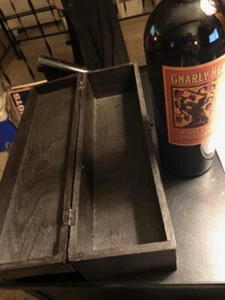 Wine Box with Gnarly Head Chardonnay, DatedYear 2011 - Bild 1 von 1