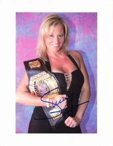 Sunny Tammy Sytch WWE WWF Signed Autographed Photo 8.5x11 - Picture 1 of 1