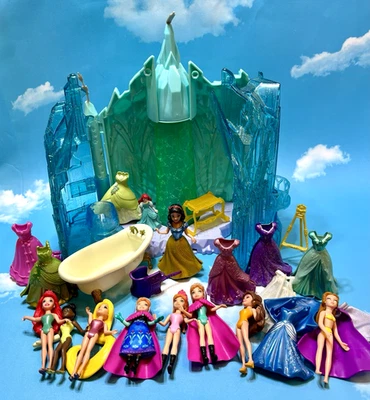 Disney Store Princess Doll, Gowns & Accessories Lot Musical Lights Palace - Image 1 of 4
