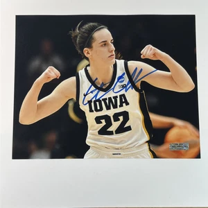 Caitlin Clark #22 Iowa Hawkeyes Superstar Guard Signed 8x10 Photo COA Hologram - Picture 1 of 11