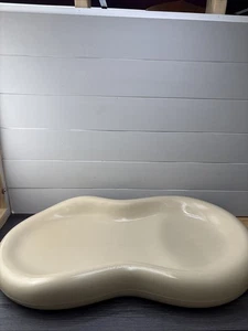 KEEKAROO Peanut Rubber Changer Baby Changing Table Pad Beige Color - Picture 1 of 3