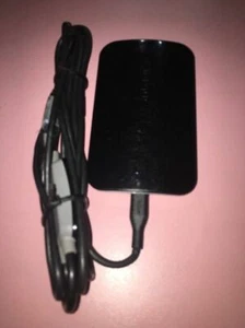 Targus APA69 Compact Laptop Charger  - Picture 1 of 9