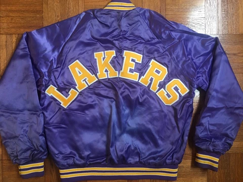 Los Angeles Lakers Satin Jacket Chalk Line SPELLOUT vtg LA 80s 90s sz L Cover