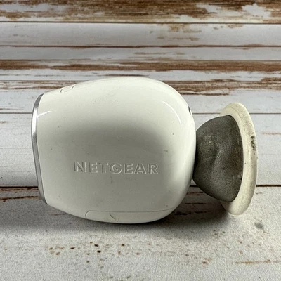 Netgear Arlo VMC3030 Add-on HD Indoor / Outdoor Security Camera - Image 1 of 4