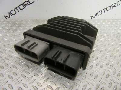 SUZUKI GSXS1000F GSXS1000 REGULATOR RECTIFIER 2016 L6  BK494 — 第 1/4 张图片