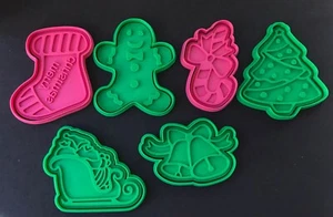 Xmas cookie cutter Stamp Tree Gingerbread man Candy Cane Bells Sant Sleigh Socks - Picture 1 of 9