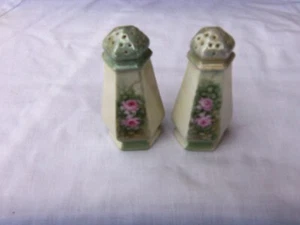 VINTAGE SALT & PEPPER SHAKERS AUSTRIA - Picture 1 of 4