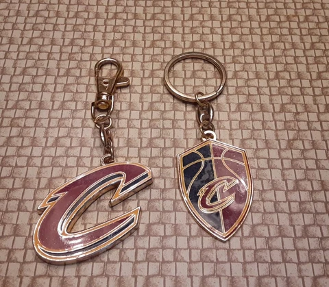 (2) Cleveland Cavaliers Metal Key Rings Cover