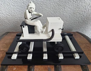 HERGÉ - Statuette TINTIN : LA DRAISINE AROUTCHEFF - 1996 Très rare - Picture 1 of 6