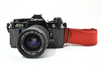 [LEGGI DESC] Canon AE-1 Program fotocamera pellicola 35mm con nuova FD 35-70mm f/4 Giappone 7887 - Immagine 1 di 4
