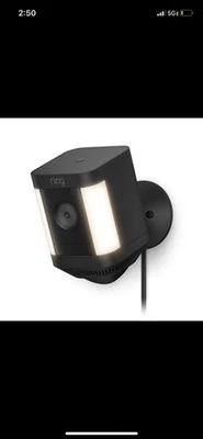 Ring Spotlight Cam Plus, Plug-In - Preto - Imagem 1 de 3