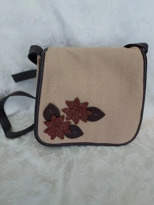 Vintage Liz Claiborne OTS Medium Straw Purse w/Raised Leather Flower Trim Foto 1 de 4