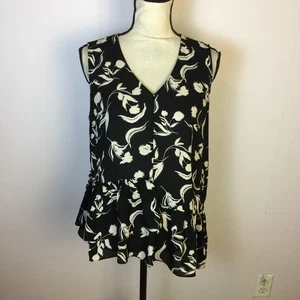Blusa Halógena Top Talla M Mujer Negra Blanca Floral Cuello en V Sin Mangas Asimétrica - Imagen 1 de 14
