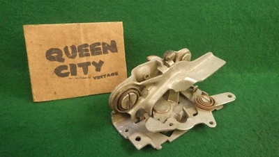 1960 1961 1962 1963 Ford Falcon/Comet Front Door Latch Original - Image 1 of 4
