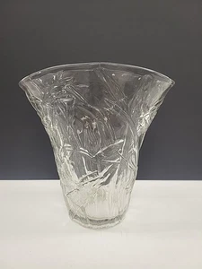 PHOENIX CLEAR GLASS 8" GRASSHOPPER OVAL VASE - Picture 1 of 9