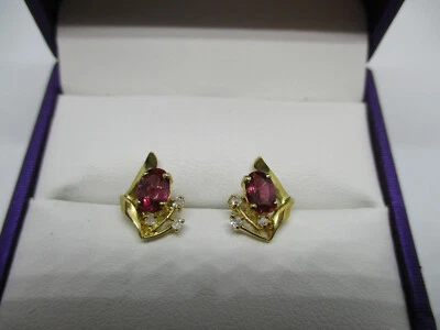 1.50ct Natural Ruby Diamonds Earrings 14K Yellow Gold  - Image 1 of 4