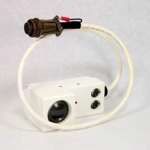 Cutler-Hammer Opcon / Eaton - 9501AS-005C1 - Photoelectric Sensor 20" Wide-Beam - Picture 1 of 6