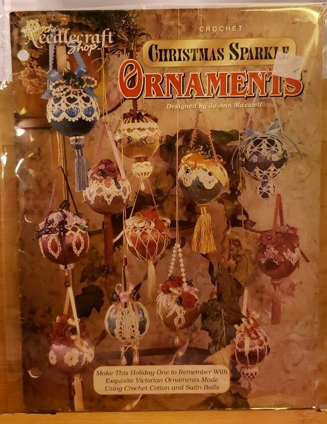 AH17 THE NEEDLECRAFT SHOP 1996, CHRISTMAS SPARKLE ORNAMENTS - 12 CROCHET DESIGNS - Image 1 of 2