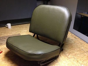 Unimog 404 Sitzbezug RAL 6014 Bezüge für Lehne und Sitzfläche Sitz - Bild 1 von 3