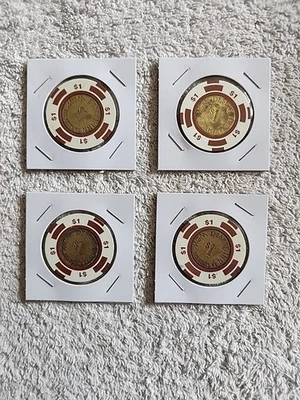 Lote de 4 fichas de póquer Desert Inn MGM Casino 1988 Las Vegas, NV de 1,00 $1 Foto 1 de 2