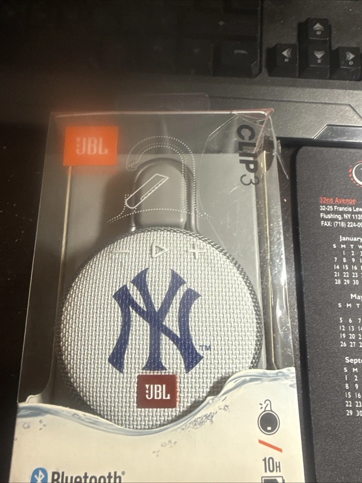 Nyf JBL 夹 3 全新 — 第 1/1 张图片