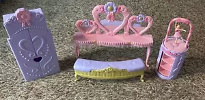 2005 Barbie Ballerina Ballet Vanity~ Bench~Closet & Some Accessories - Picture 1 of 1