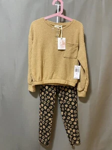 NWT Jessica Simpson Girl Long Sleeve Shirt & Leggings 2 pcs SZ S (7) Camel/Black - Picture 1 of 16