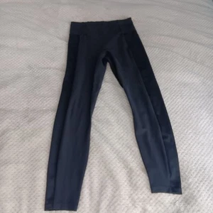 Leggings adelgazantes Honeylove costura delantera bolsillos para mujer talla pequeña atletismo - Imagen 1 de 11