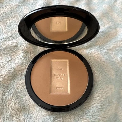 SIGNATURE Club A Colloidal Gold Radiance Gold Patina Powder by Adrienne 1 Oz HTF - Image 1 of 4