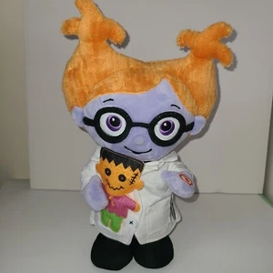 GETESTET Maddie The Mad Scientist Plüschtier mit Sound & Bewegung Tanz zum Monster - Bild 1 von 9