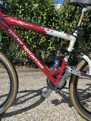 Rocky Mountain ETS X-70 Special Edition Bike - image 1 of 4