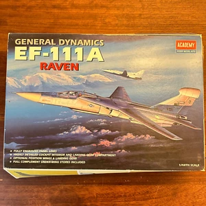 Academy 1:48 1676 General Dynamics EF-111A Raven Flugzeug Bausatz Modellbausatz - Picture 1 of 9