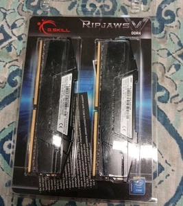 G.SKILL Ripjaws V Series 64GB (4 x 16GB) 288-Pin DDR4 SDRAM DDR4 3200 (PC4 25600 - Bild 1 von 1