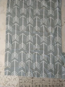 Premier Prints Fabric Gray Arrows Cotton Home Decor Remnant 28" x17" W + Lg Tail - Picture 1 of 3