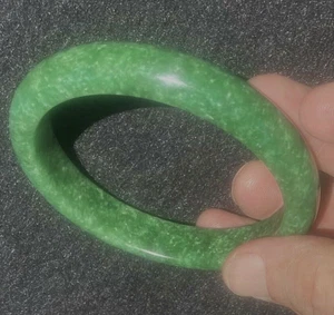 Brazalete Brazalete Tradicional Jadeíta/Fauces Sentarse 78-45 x 12,5 mm 58 Gramos BURMA - Imagen 1 de 7