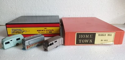 Chooch Enterprises HO Service Station and Markle Mill - Image 1 of 4