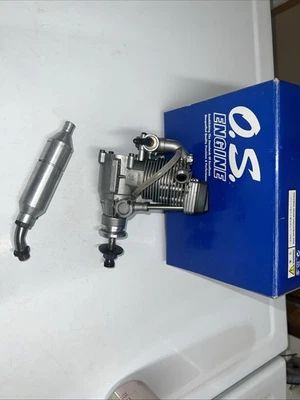 O.S. FS-91S III Four Stroke Airplane Engine w/Muffler Model - Image 1 of 4