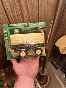 John Deere 4920 Sprayer 1:64 2005 DES MOINES WORKS Special Edition NIP - Picture 1 of 9