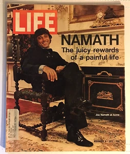 VINTAGE COLLECTIBLE LIFE MAGAZINE NEW YORK JETS QUARTERBACK JOE NAMATH 11/3/1972 - Picture 1 of 10