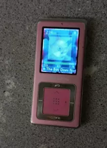 SAMSUNG YP-Z5 MP3 PLAYER PINK SAMSUNG MP3 PLAYER 1GB FUNKTIONSFÄHIG - Bild 1 von 10