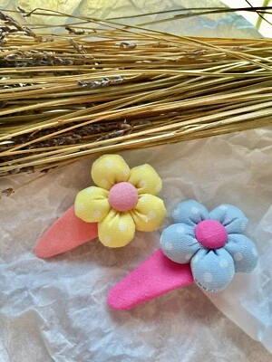 Handmade Bright Flower Polkadot Puffy Cotton Hair Clips | Children Hair Clips - Imagem 1 de 3