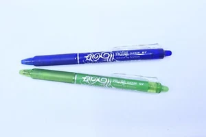 Pluma Pilot Frixion Ball Clicker Borrable 0,5 mm - 0,7 mm Punta de Rollerball - Imagen 1 de 3
